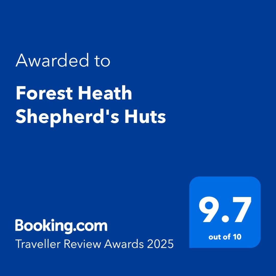 Forest Heath Shepherd'S Huts Ringwood Exterior photo